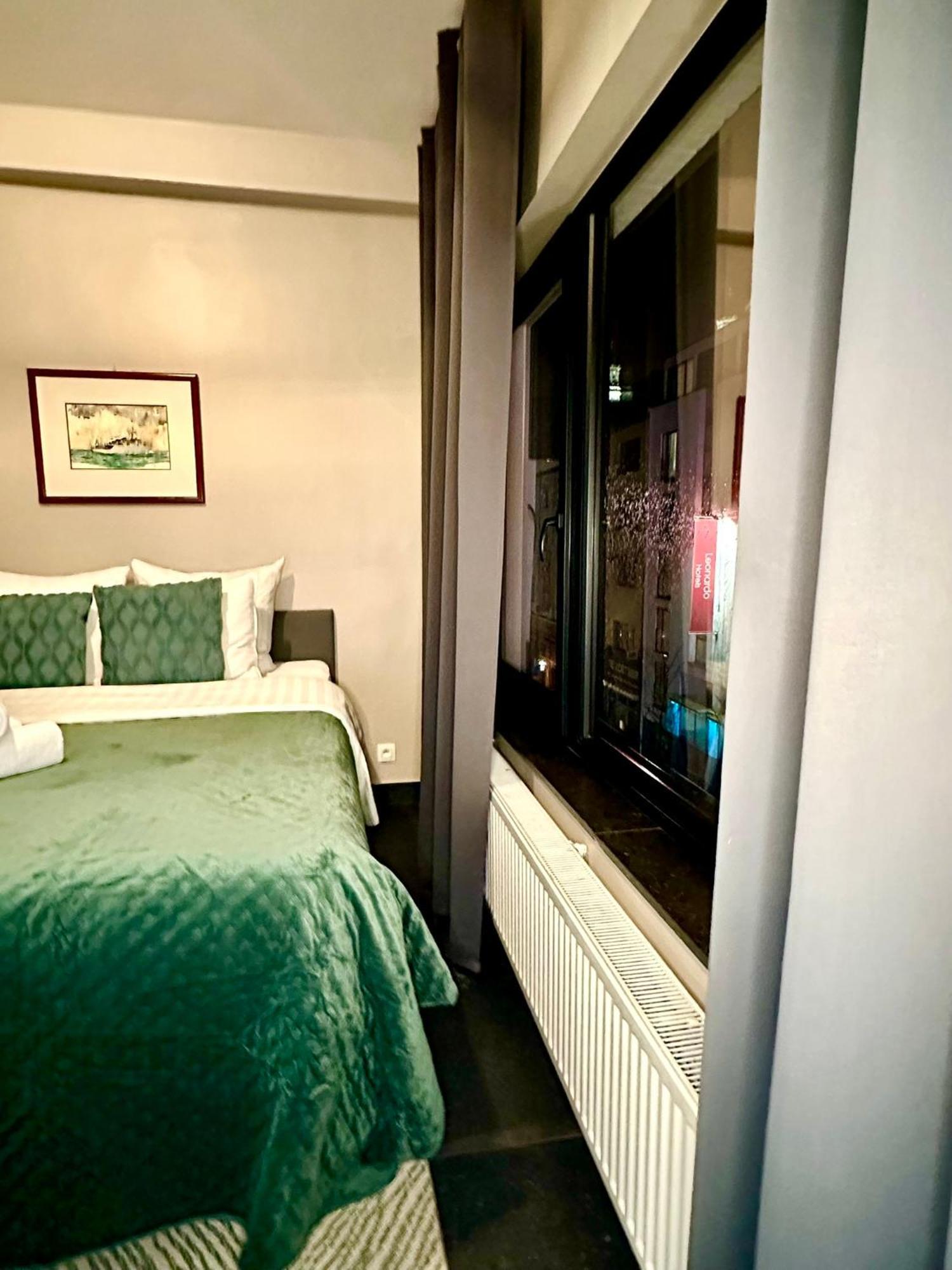 Luxury Suites Diamond By Rikas Hotels Amberes Exterior foto